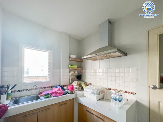 *****บ้านเดี่ยวมือสองย่านนนทบุรี ม.บุราสิริ งามวงศ์วาน-ประชาชื่น เนื้อที่มากถึง 52.5 ตร.ว. ฟังก์ชัน 3 ห้องนอน 3 ห้องน้ำ 2 ที่จอดรถ บ้านสภาพใหม่ ไม่เคยเข้าอยู่ แถมฟรี! 2 เครื่องปรับอากาศ บนทำเลดี ใกล้รถไฟฟ้าสายสีม่วง "สถานีศูนย์ราชการนนทบุรี" และทางด่วน "งามวงศ์วาน"